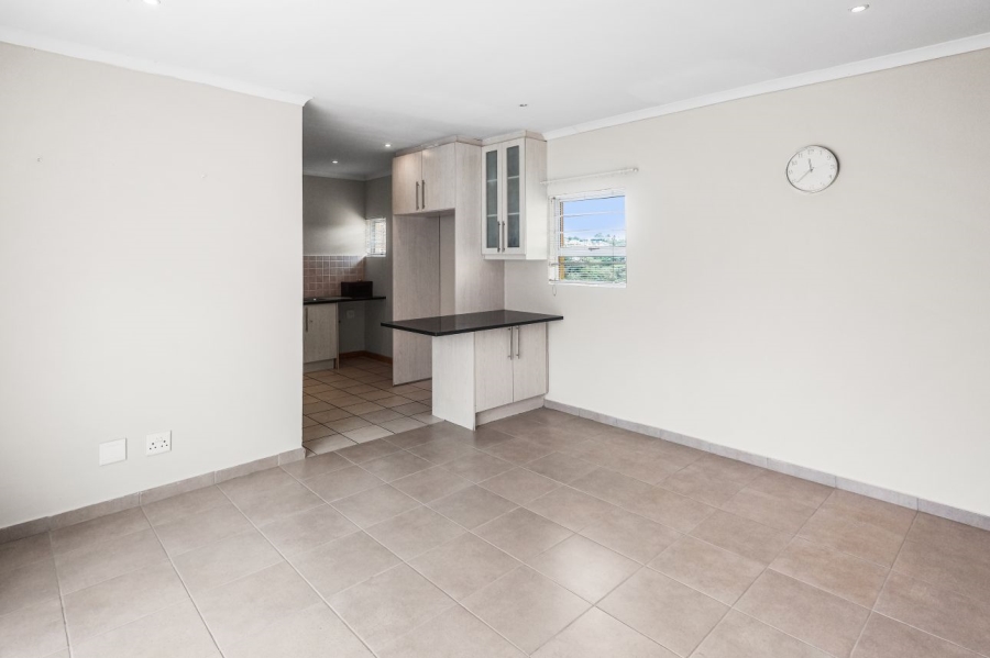 To Let 3 Bedroom Property for Rent in Beacon Bay Eastern Cape